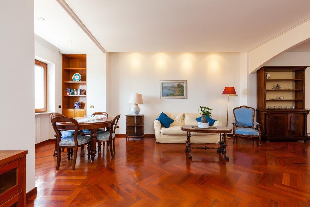 Cervantes I - Bh 65 Napoli Ngoại thất bức ảnh
